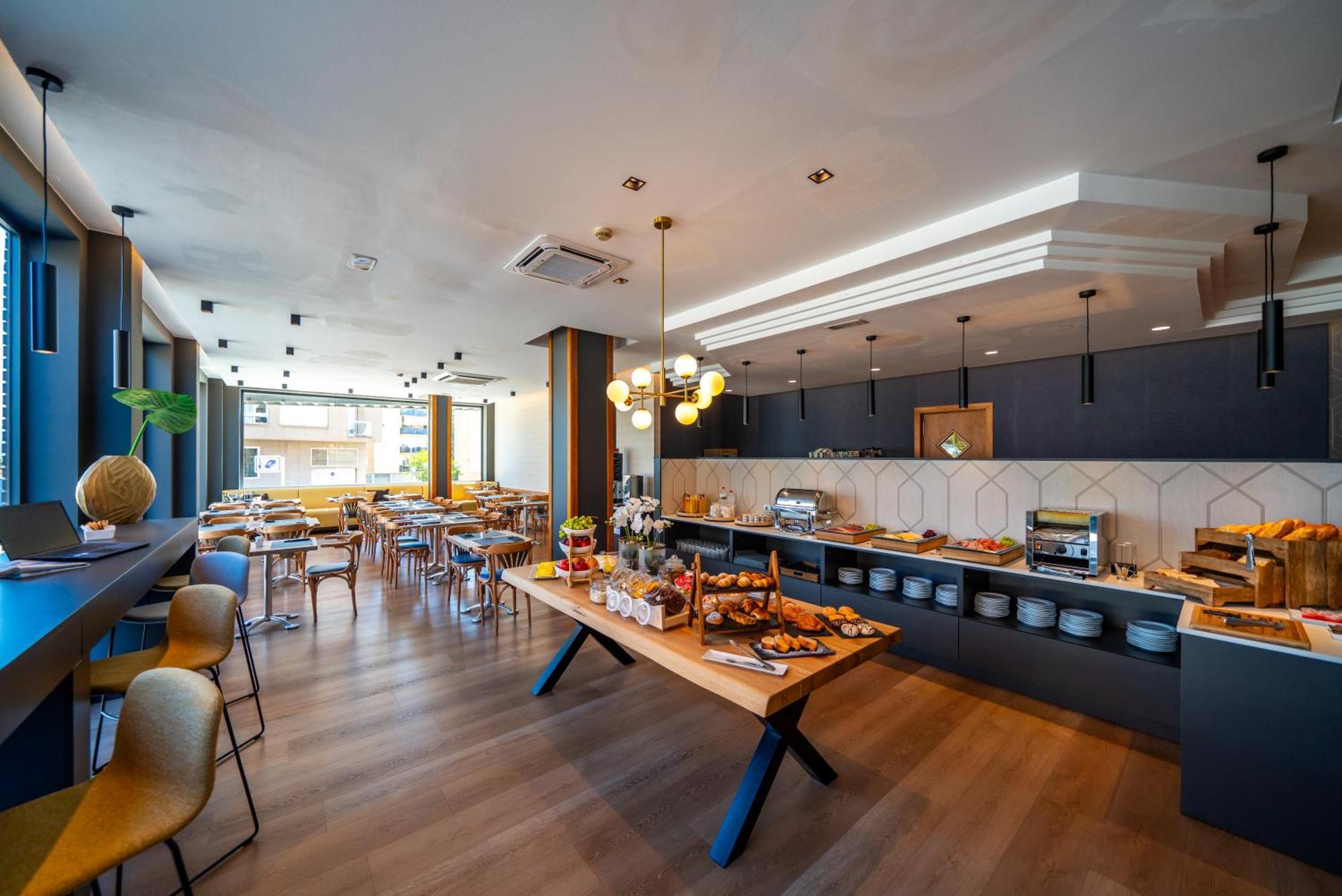 Hotel J. Balmes Vic