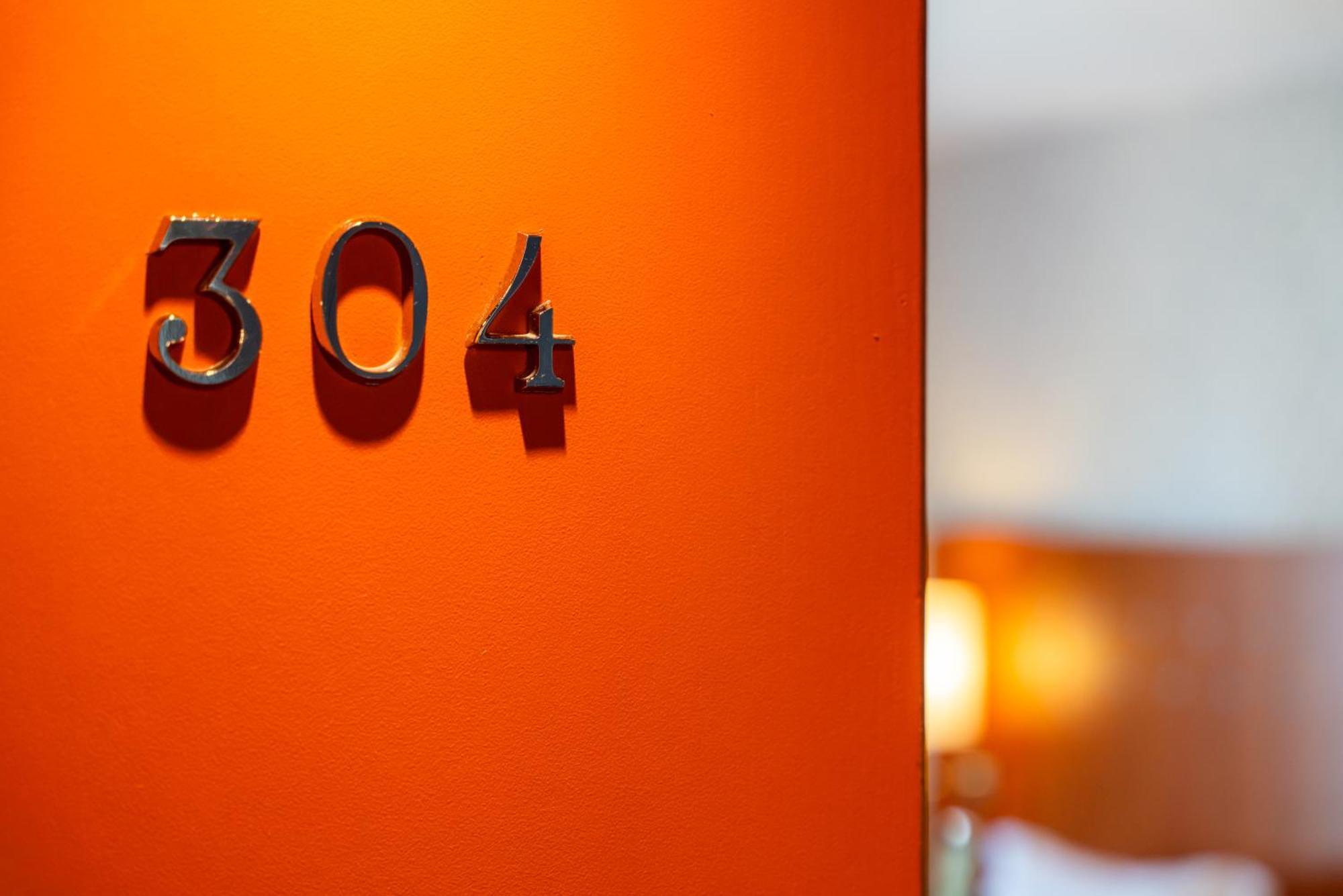 J. Balmes Hotel 3*