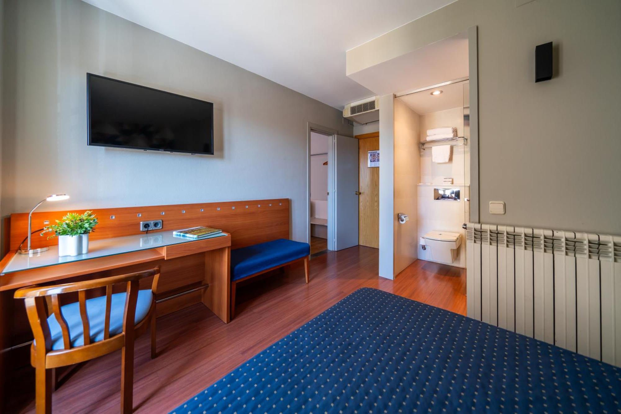 J. Balmes Hotel Vic